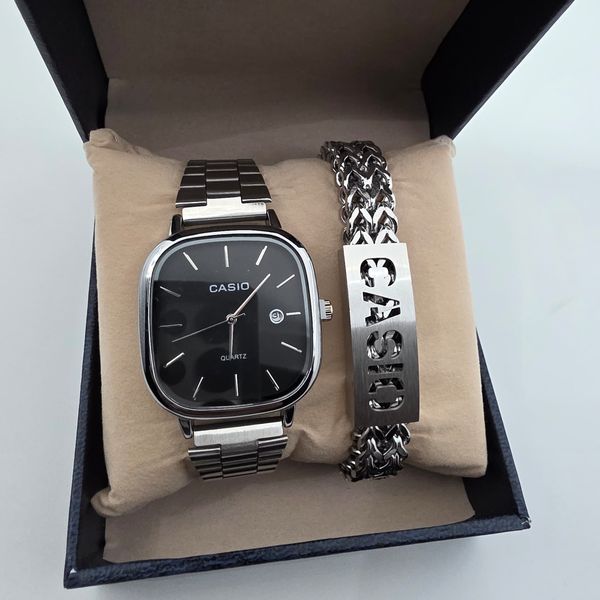 Men's watch with bangle
