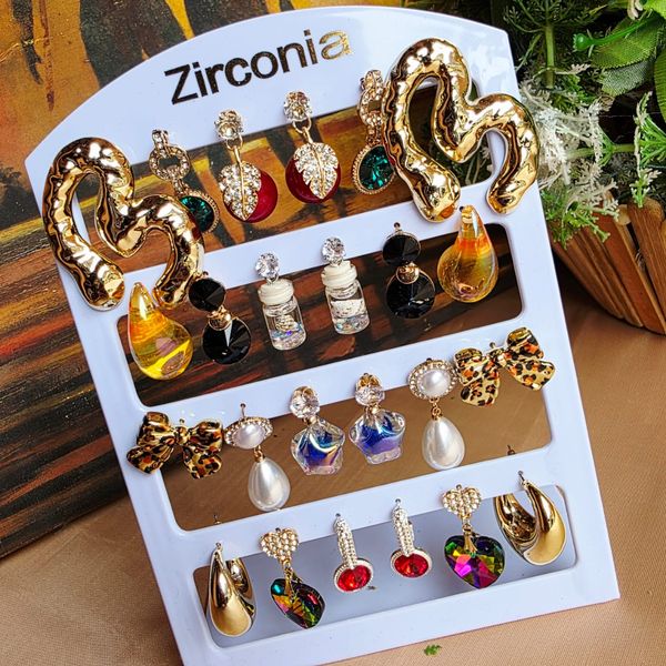 Zirconia earrings