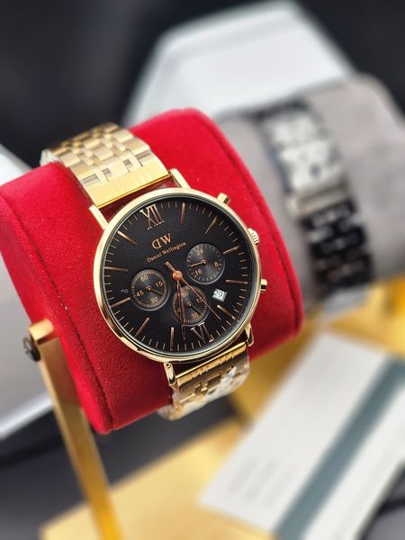 Men's wristwatch