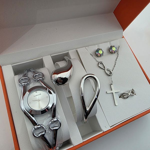 Ladies jewelry set
