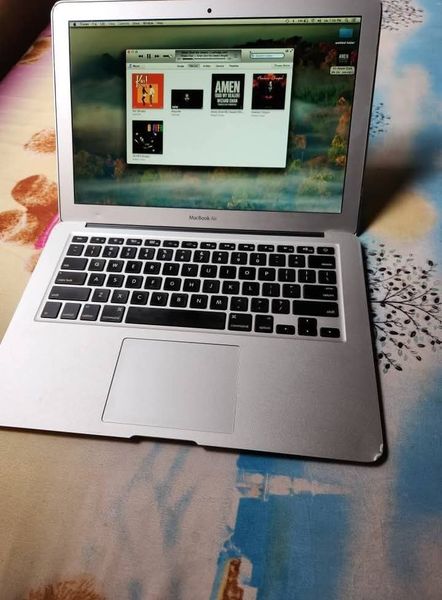 MACBOOK AIR 2014